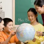 子供の小学校での学習風景