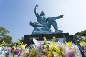 平和祈念像（長崎）