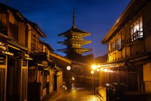 京都市 八坂の塔の夜景