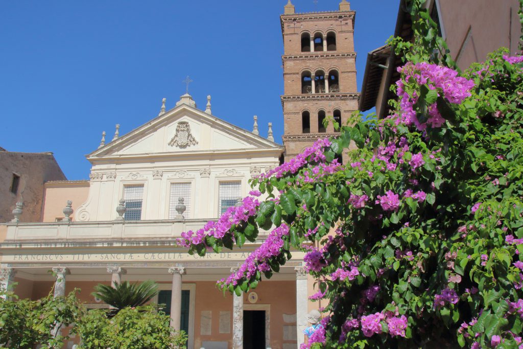 サンタ・チェチリア教会の外観