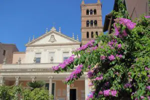 サンタ・チェチリア教会の外観