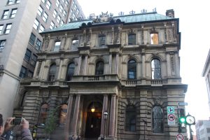 モントリオール最古の銀行