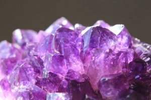 紫色の結晶