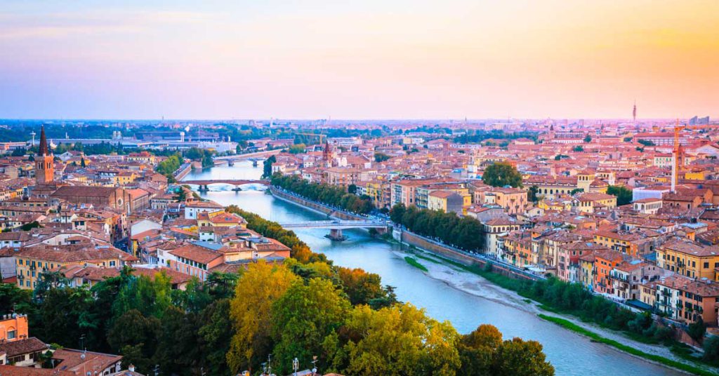 イタリア・ベローナの夕暮れ