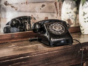旧式の固定電話