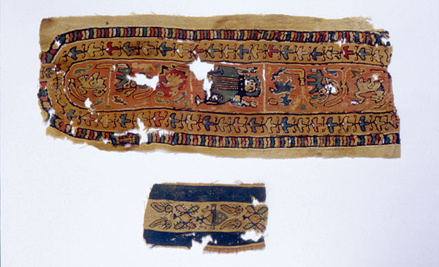 コプトの聖職者が礼服の前側に垂れ下がるように着用していた布