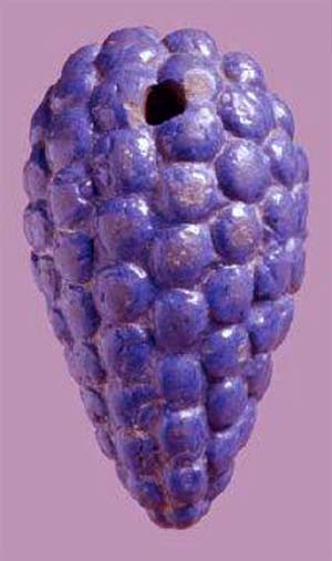 青紫のファイアンス陶器、高さ10.9cm