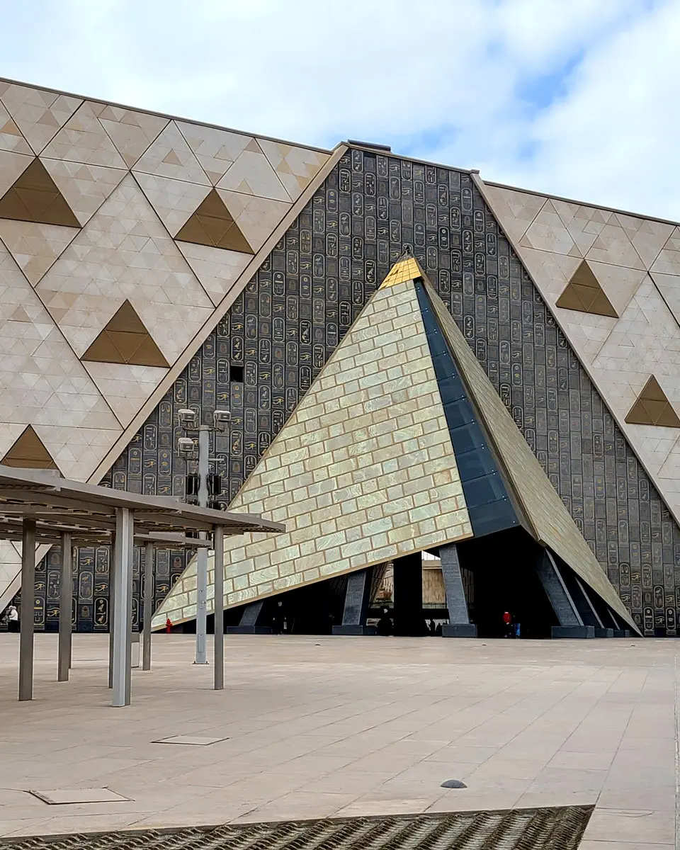 古代エジプト文明の断絶と謎｜神秘学の視点から歴史を紐解く｜バラ十字会AMORC