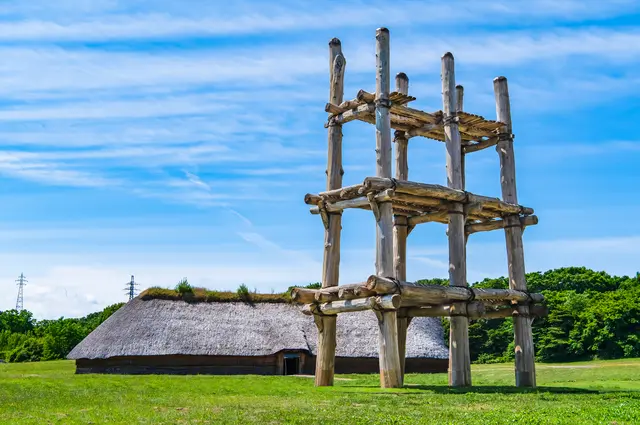三内丸山縄文遺跡の六本柱建物